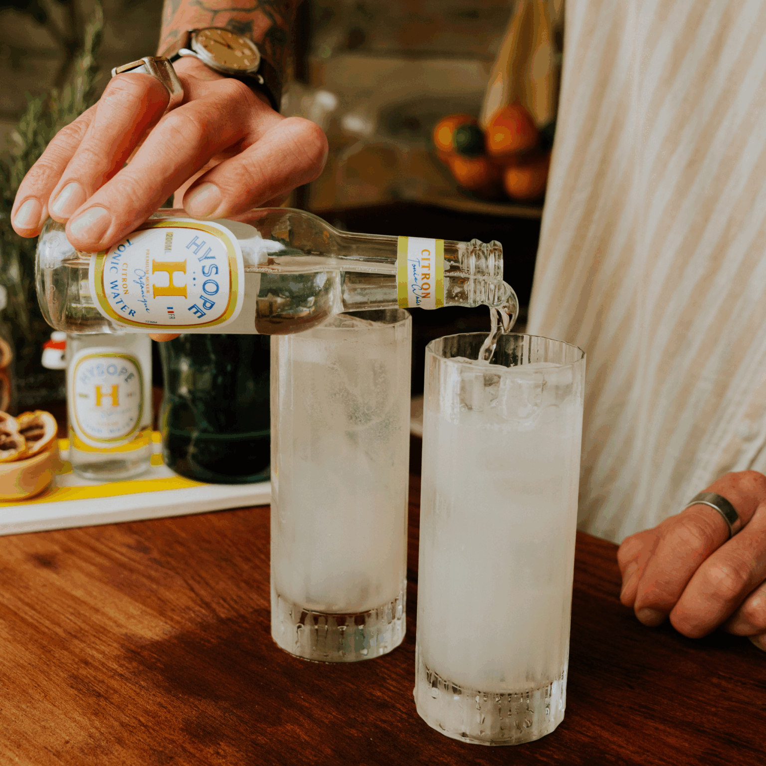 Topping du tonic water citron Hysope dans un vodka tonic